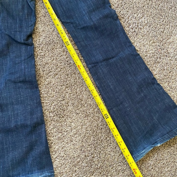 Women’s Rock and Republic boot cut jeans - Picture 7 of 7